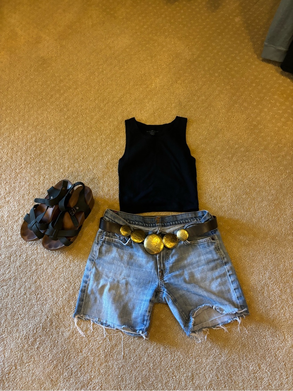 Brandy Melville Black Cropped Tank 🖤 Y2K Minimalist Made in Europe